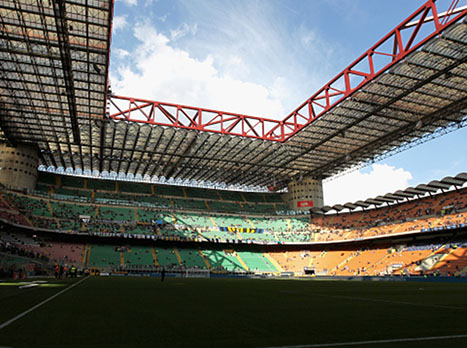 <STRONG>חדירה</STRONG>, שכבר הספיק לכבוש פעמיים העונה, לא מתרגש מההפסד של אינטר לב``ש. ``הסרייה A והליגה האירופית שונות מאוד``, הסביר קשר יובה עם הגעתו לאיצטדיון, ``לא נראה את אותה אינטר שראינו בחמישי. אנחנו יודעים מה מצפה לנו ונצטרך להיות במיטבנו``