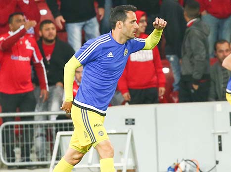 הרבה תקוות הצהובים תולים גם ברובן מיקאל הנהדר (צילום: דני מרון)